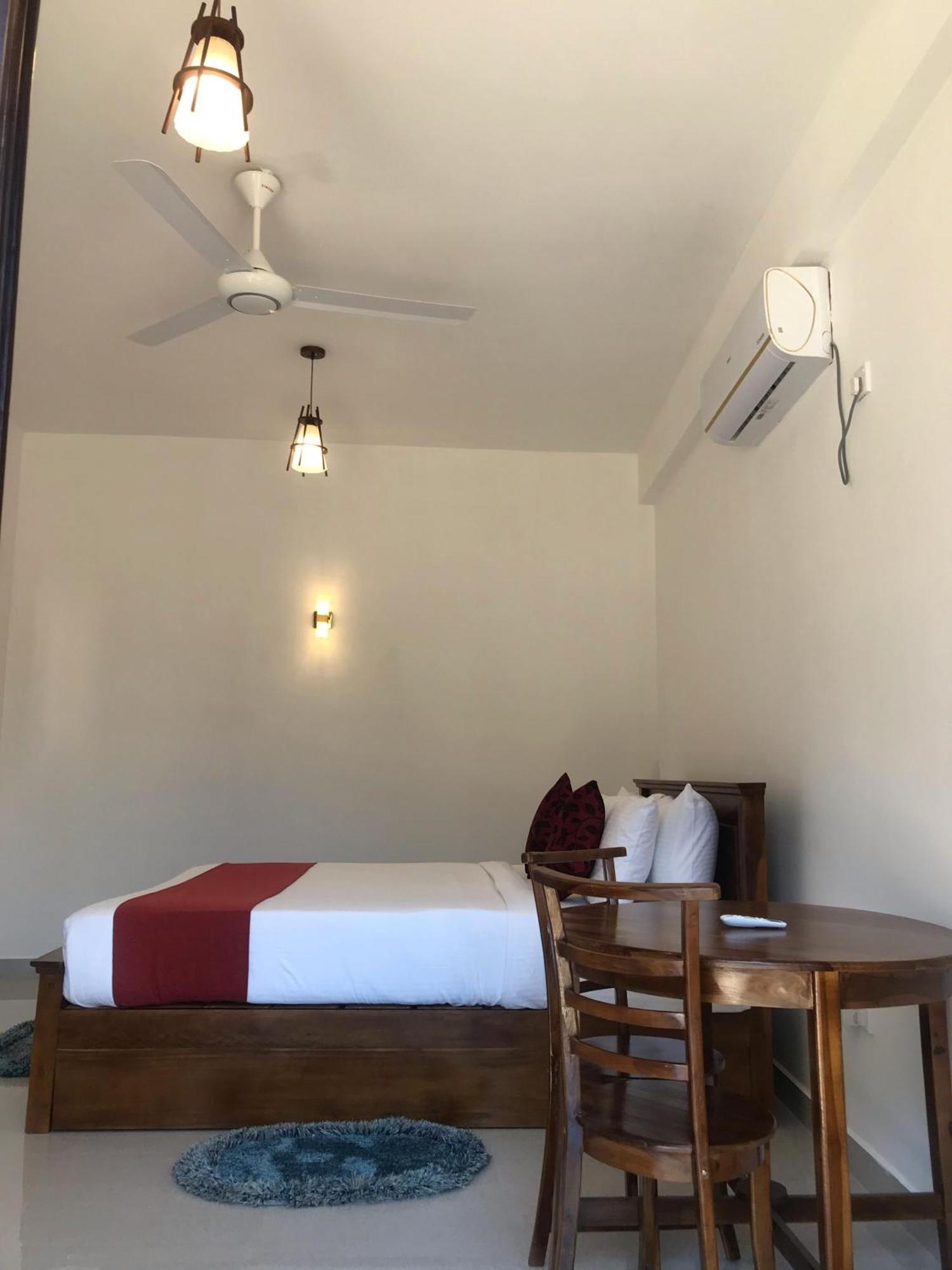 Ever Breeze Ella Hotel Habitación foto